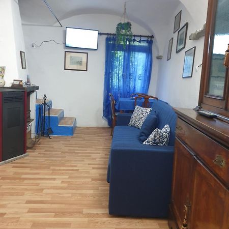 圣雷默Casa Di Ingrida Bussana Vecchia别墅 外观 照片